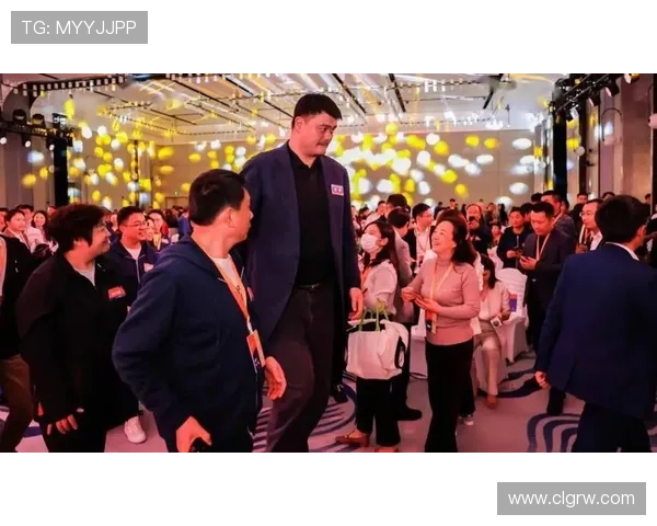 大杨扬与姚明携手共创中国体育新辉煌的传奇之路 大杨扬与姚明携手共创中国体育新辉煌的传奇之路